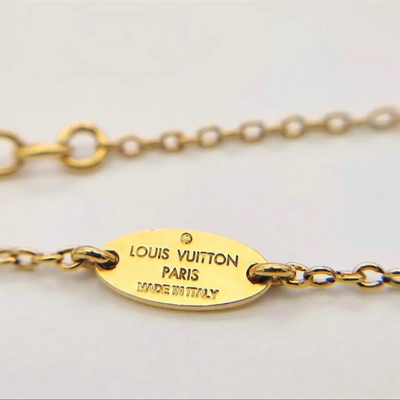 Louis Vuitton Necklace - Picture 4 of 5